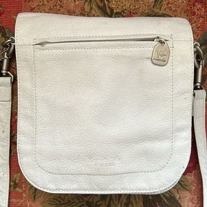 Vintage Kenneth Cole Leather Flap Crossbody